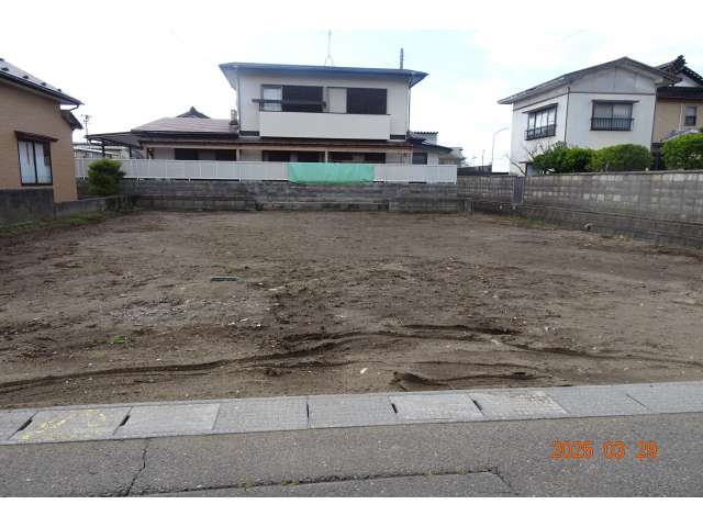 秋田県にかほ市平沢字山王森